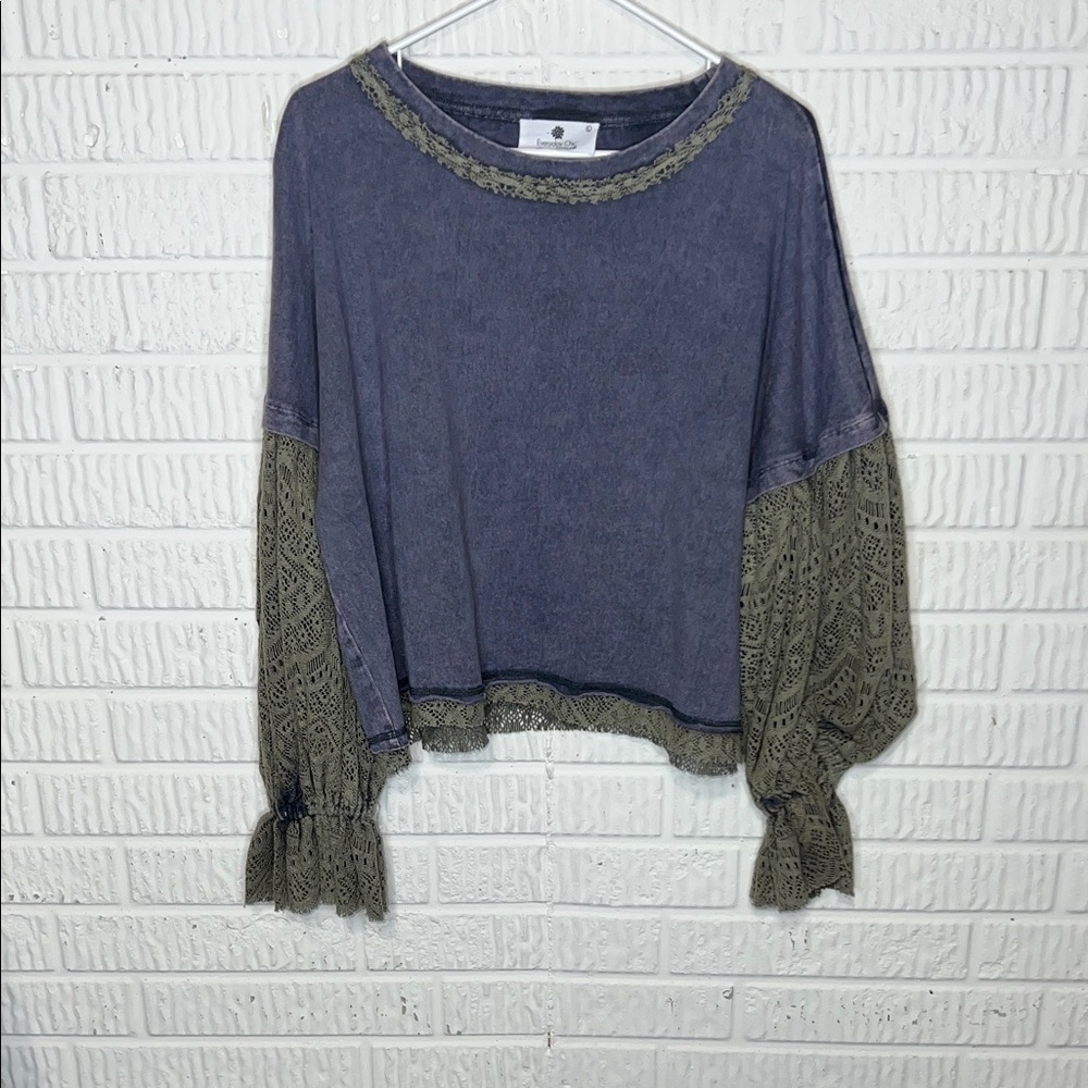 Everyday Chic Boho Blue and Green Lace Sleeve Top